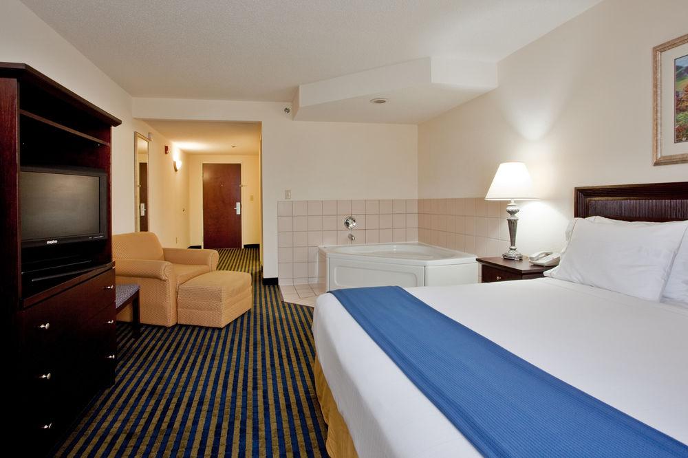 Holiday Inn Express & Suites Chesapeake, An Ihg Hotel Luaran gambar