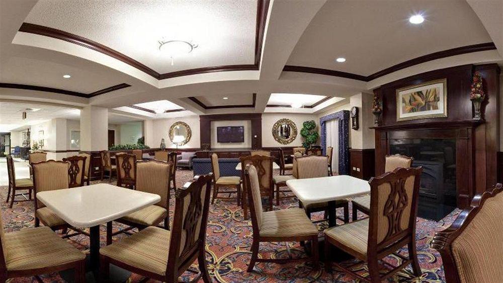 Holiday Inn Express & Suites Chesapeake By Ihg Luaran gambar