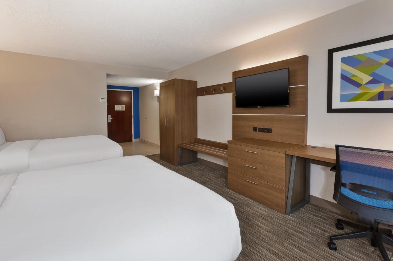 Holiday Inn Express & Suites Chesapeake By Ihg Luaran gambar